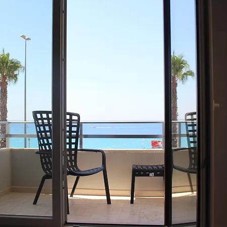 Waterfront Apartmán